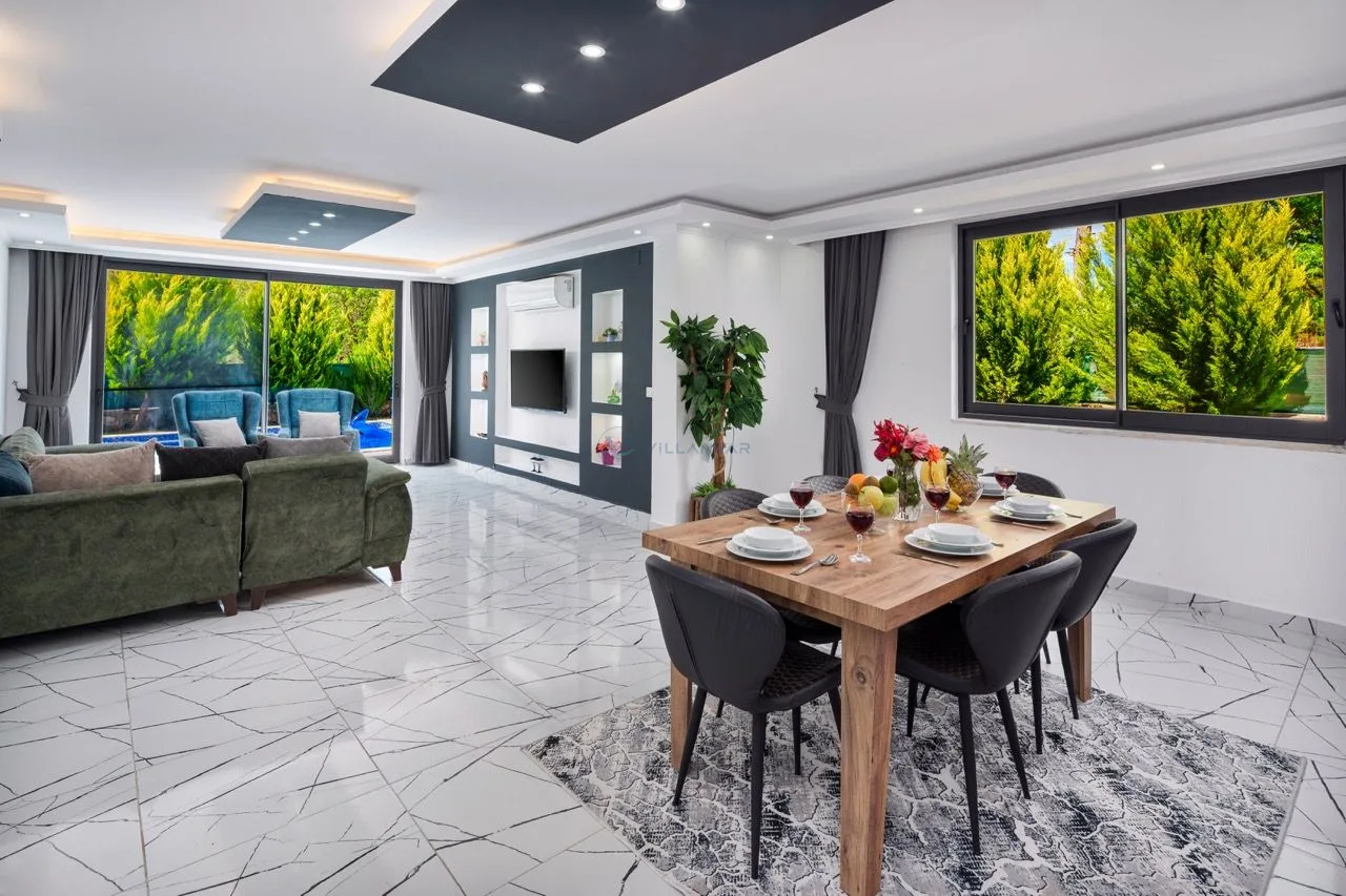 Villa Gold
