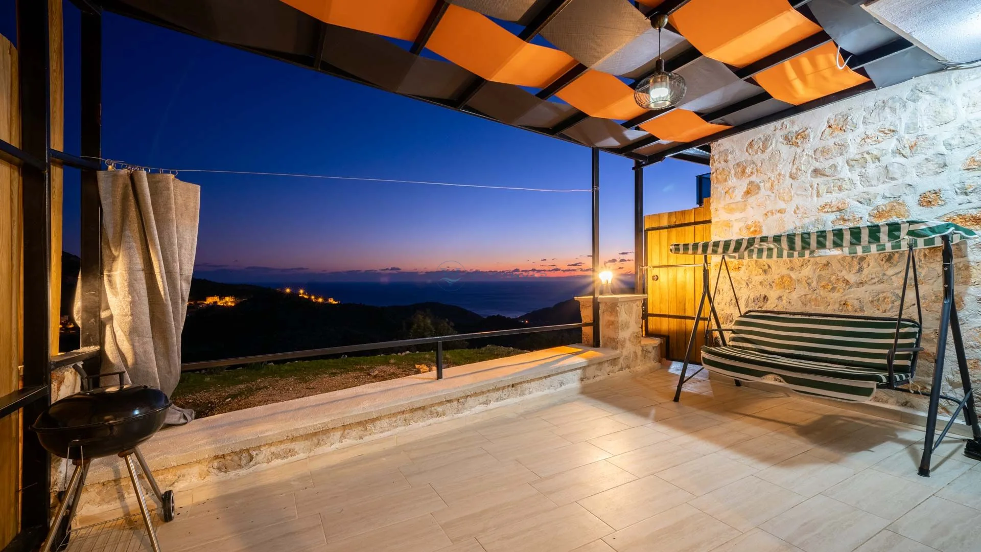 Villa Spring 2