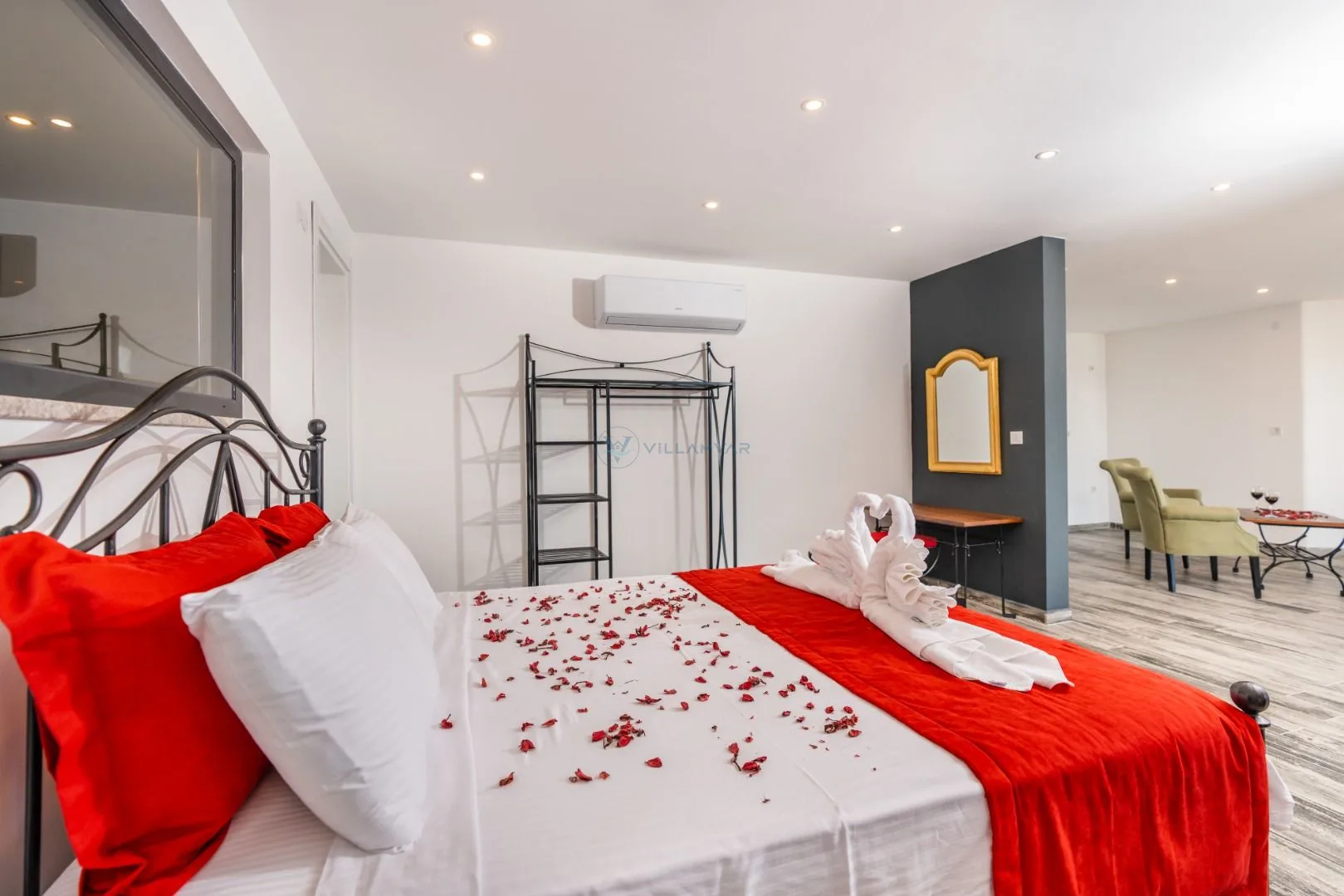Orion House Sezonu