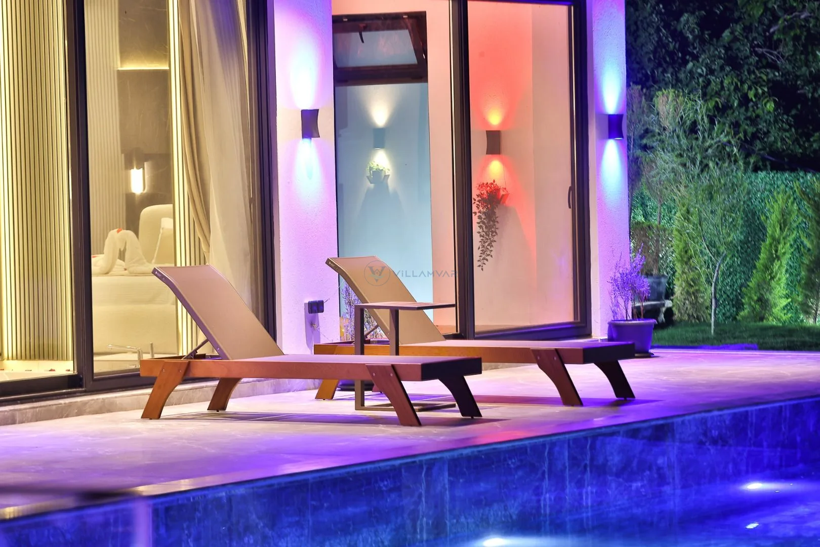Villa Free