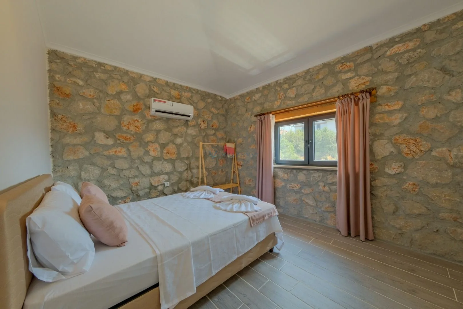 Villa İris