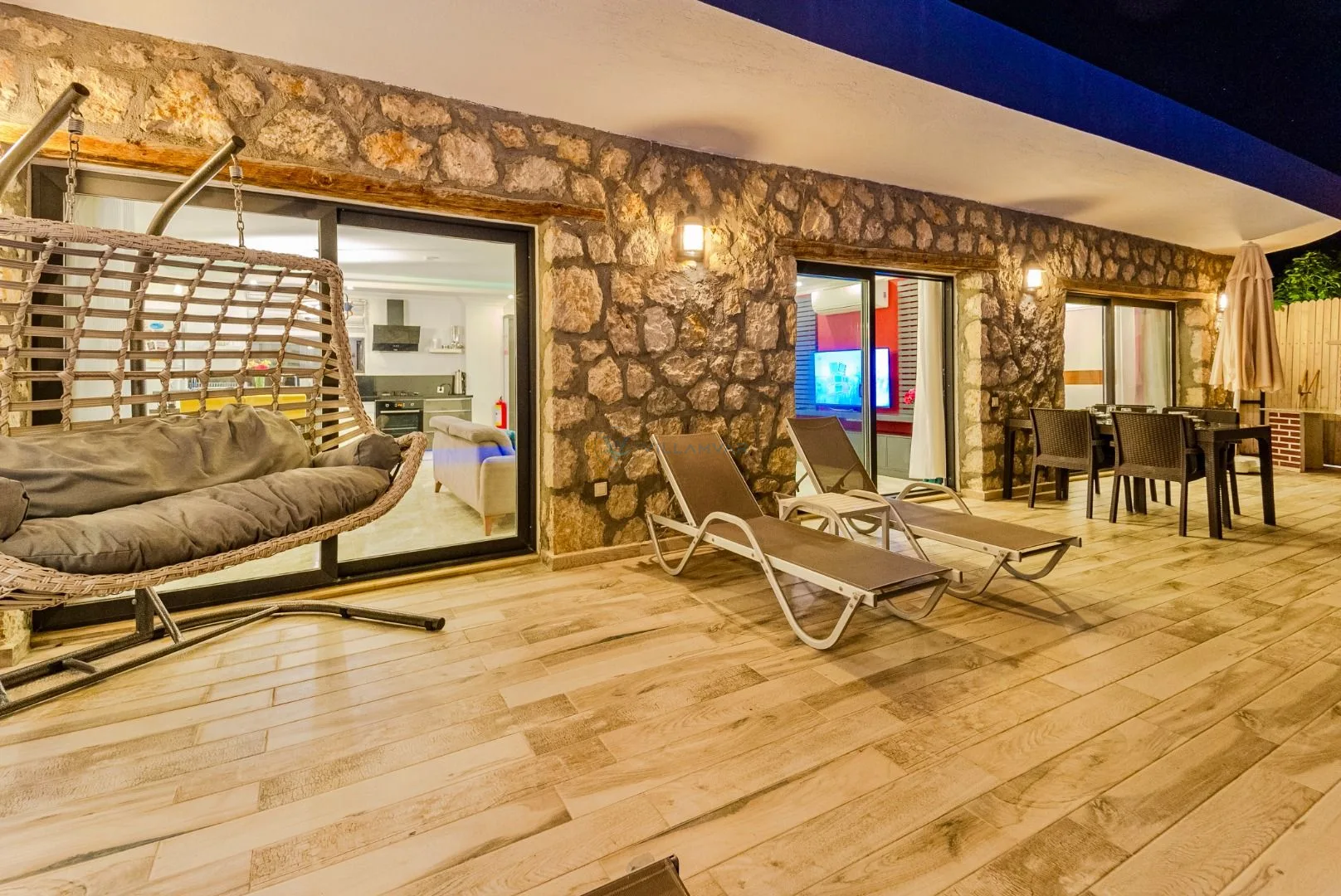 Villa Tropik