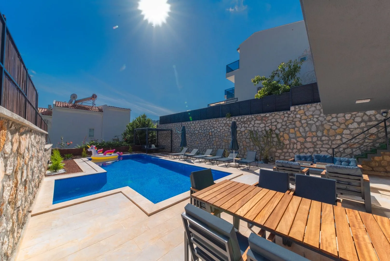 Villa City