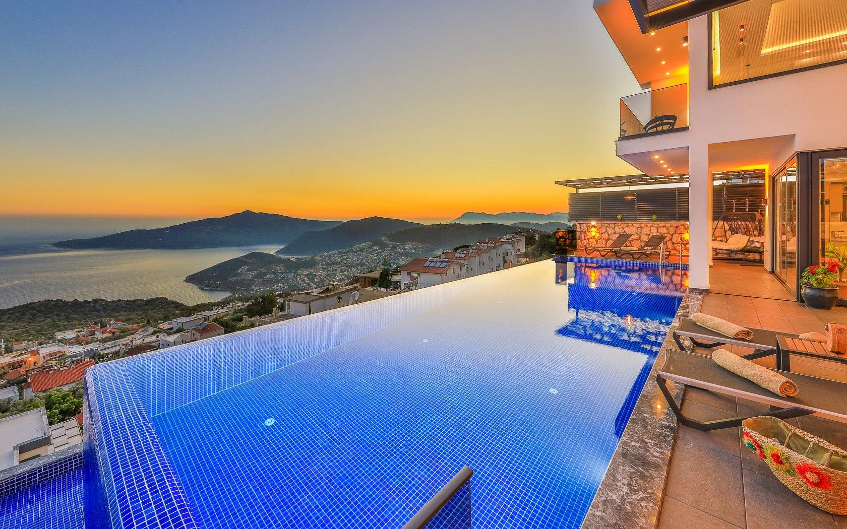 Villa Astral