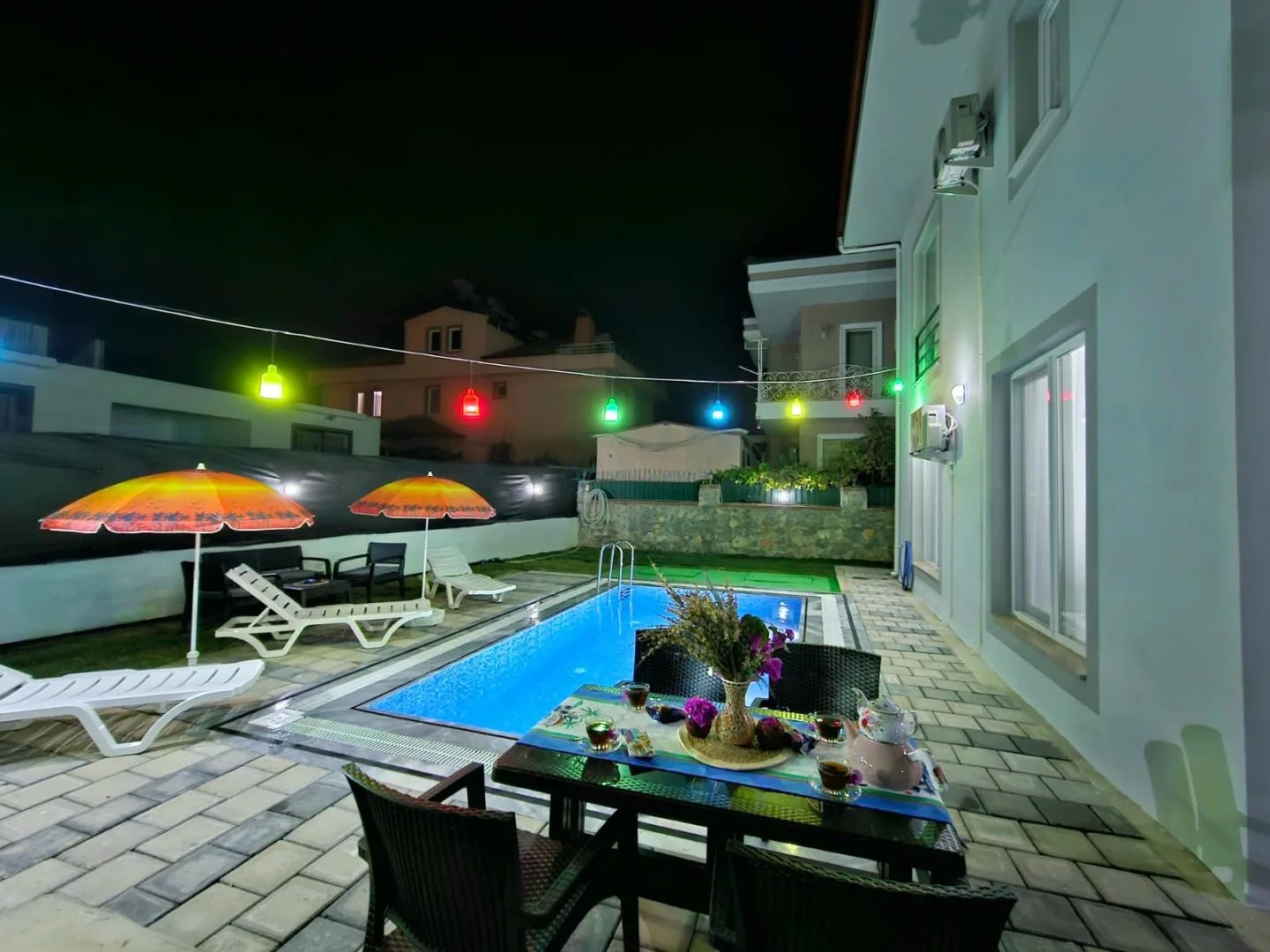 Villa Canora