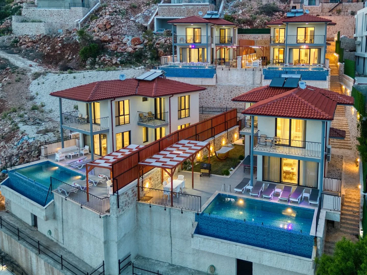 Villa Stranger 4