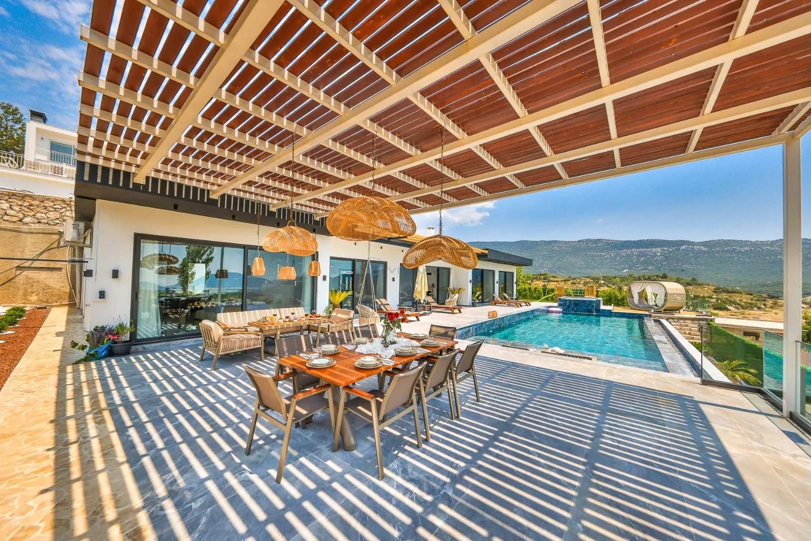 Villa Free