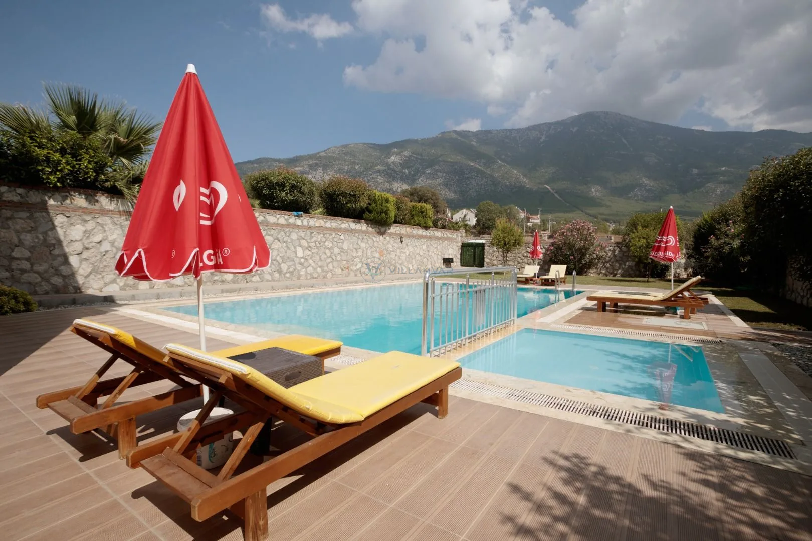 Villa Dera 2