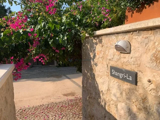 Villa Shangri La