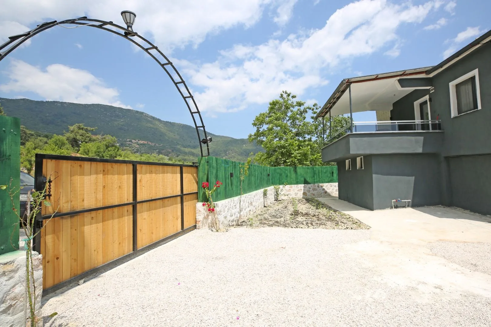 Villa Ecrinsu
