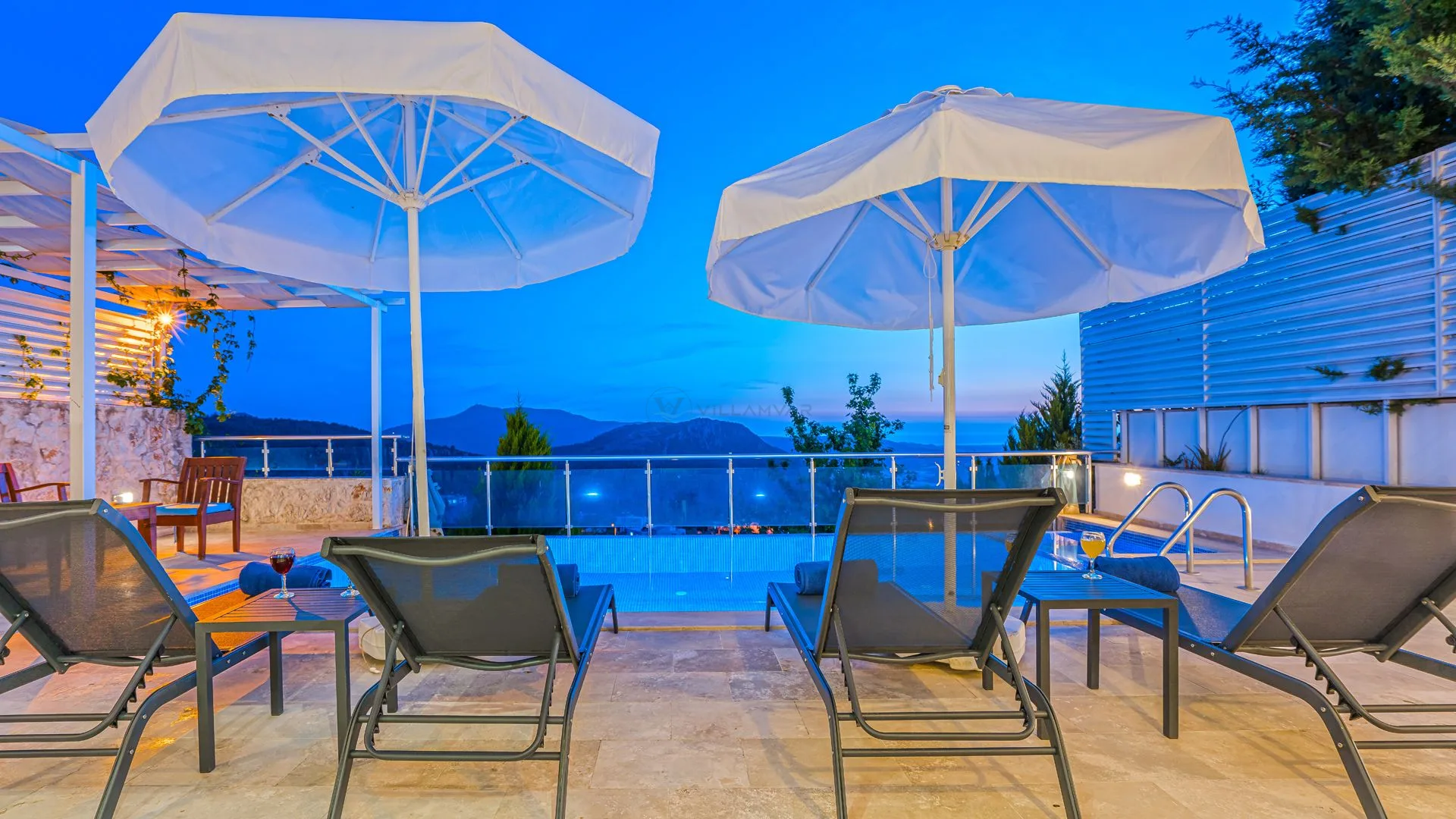 Bbvl Villa Poli