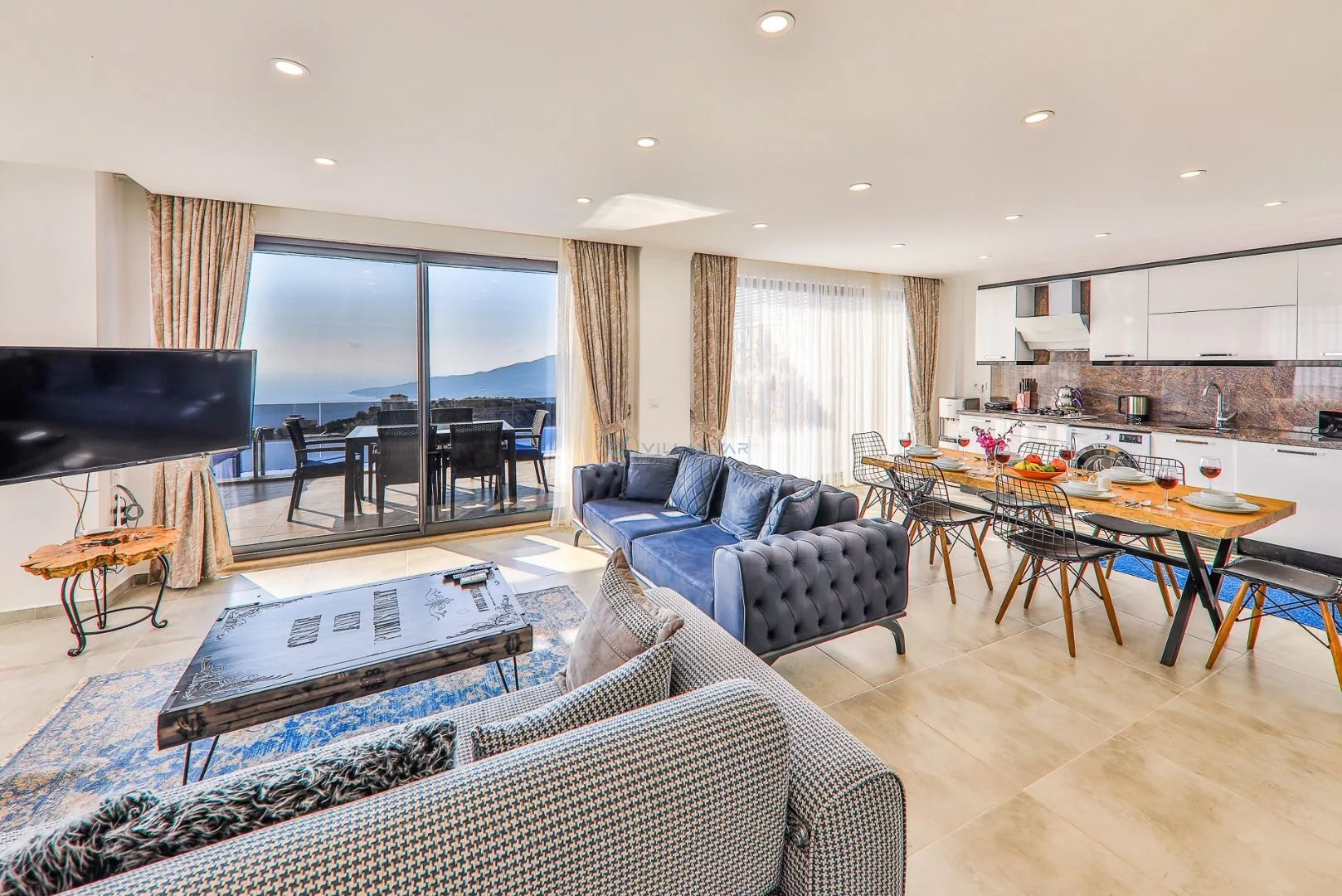 Villa Blue Star