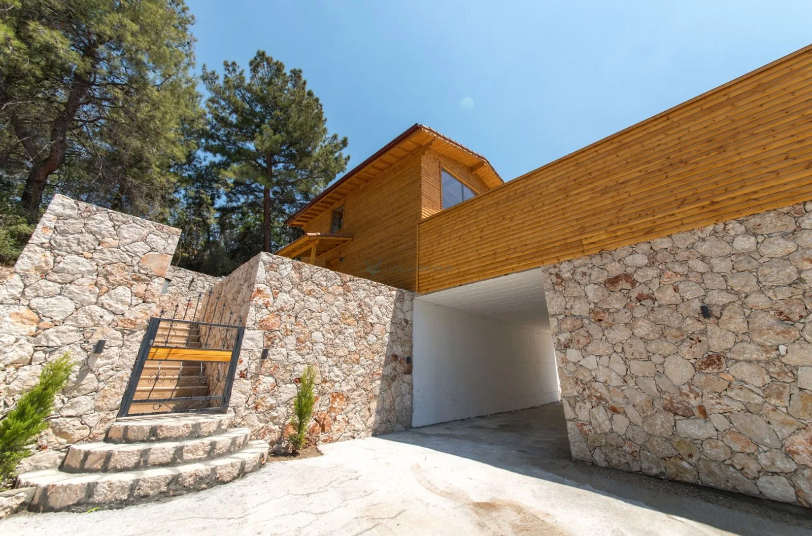 Villa Pavilion