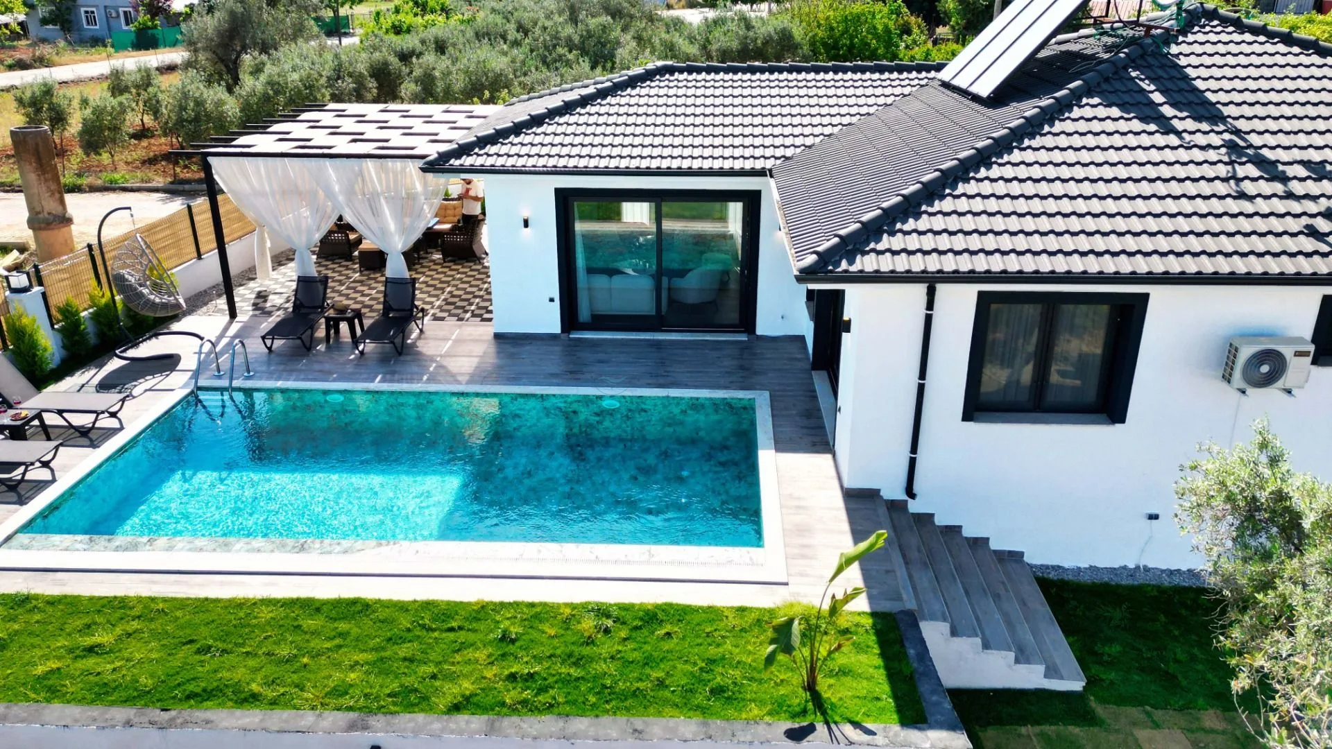 Villa Present