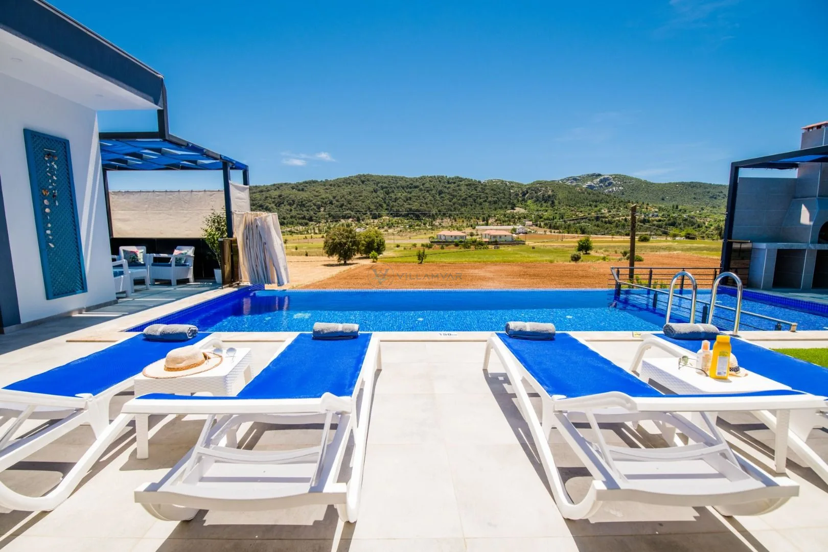 Villa Lavinya