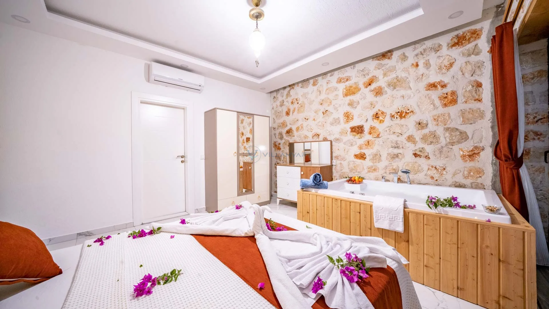 Villa Spring 2