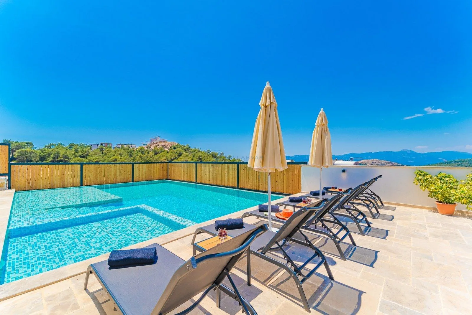 Villa Sea Pro
